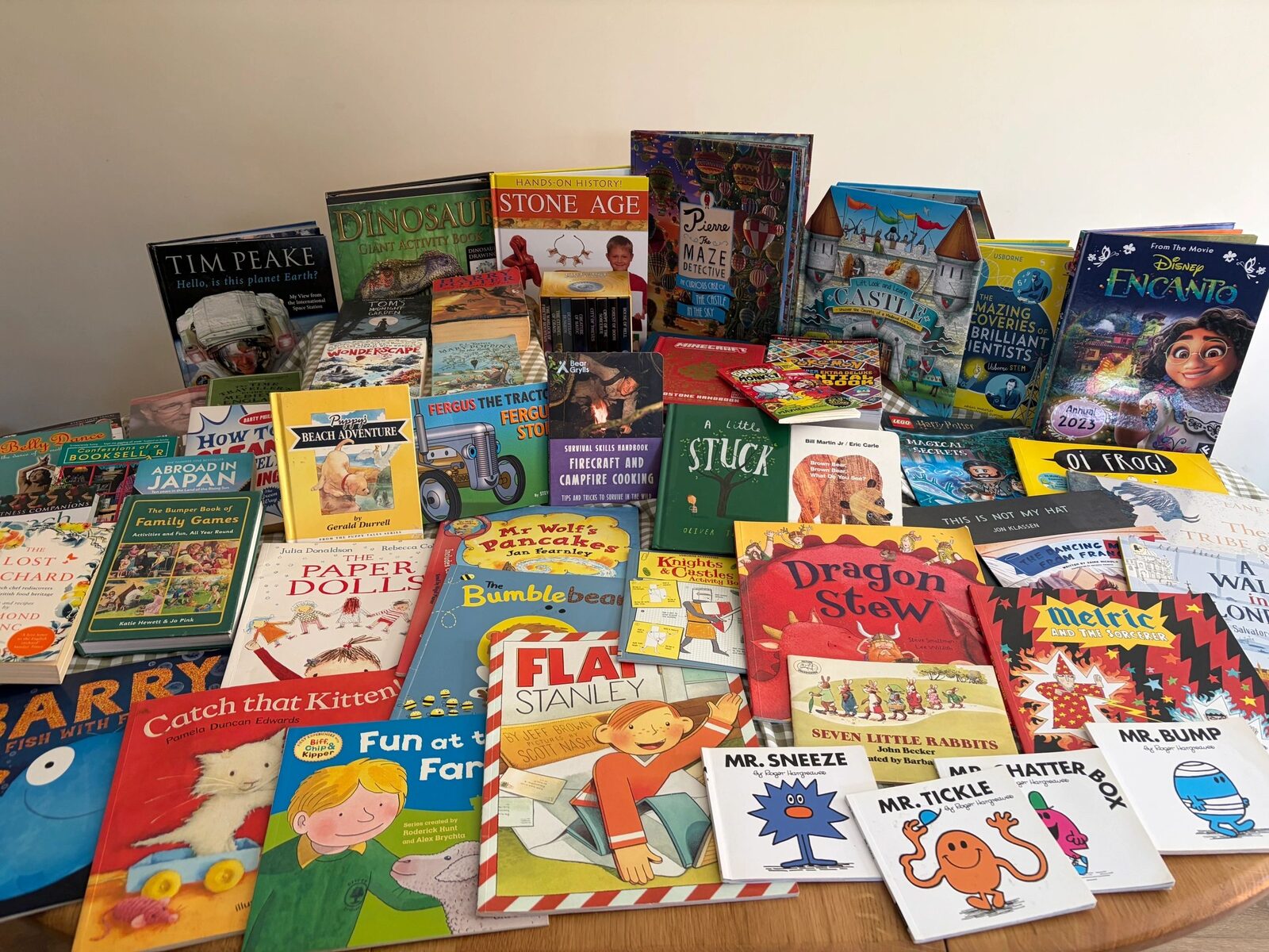 Book sale — sample layout