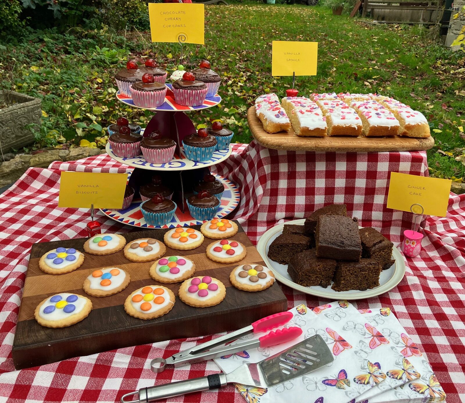 Cake sale display