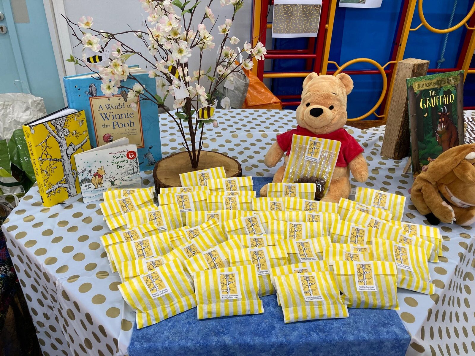 'Winnie-the-Pooh' sweet display